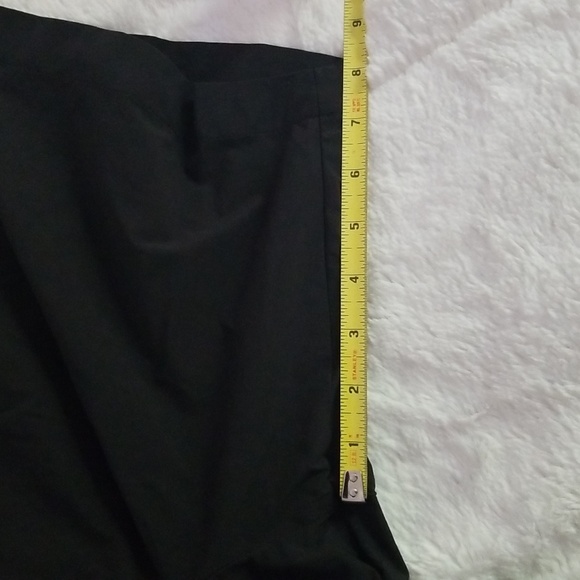 GAP TECH SHORT - Picture 7 of 10